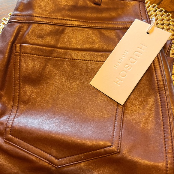Faux leather pants ankle 27” NWT Hudson North.  Size 12 fits like an 8 to 10 - Picture 7 of 8